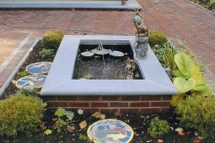 Fountain with Bullnosed Caps