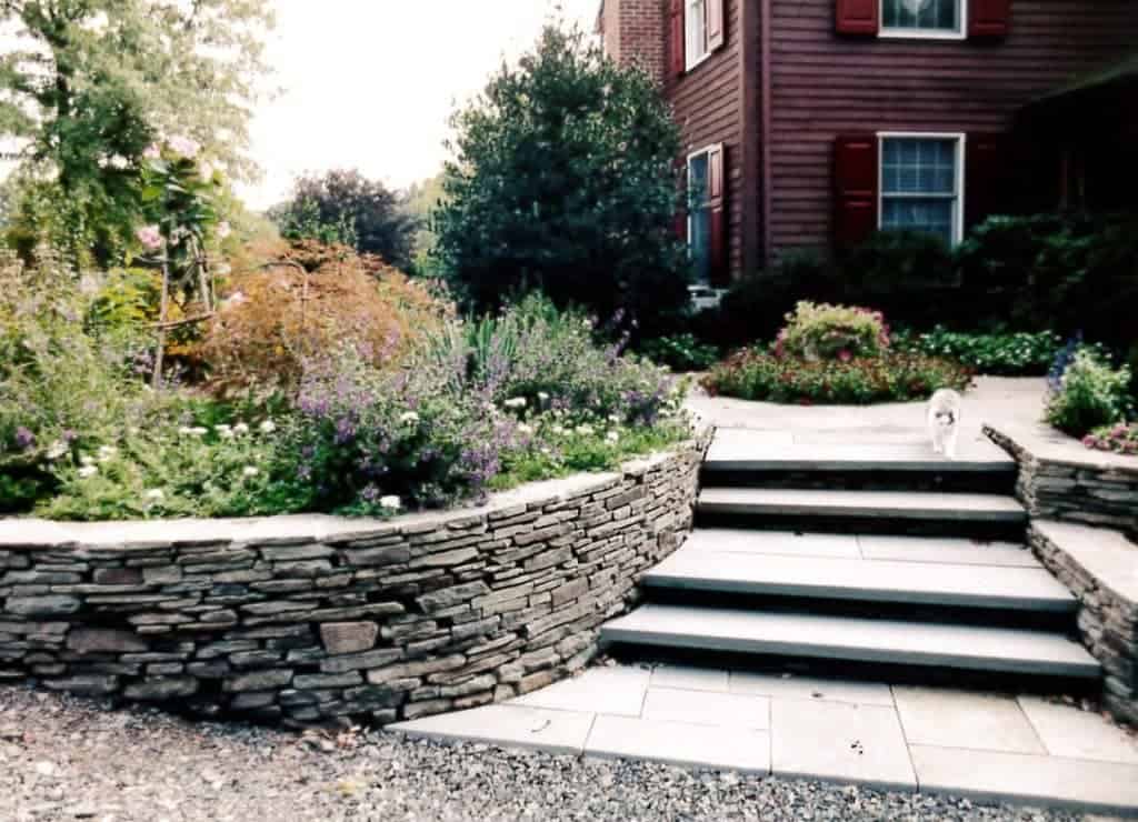 Pa. Fieldstone & Colonial Stone Mixed Together